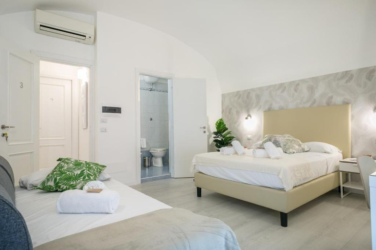 Bedroom 5, White Candia Guesthouse, Rome