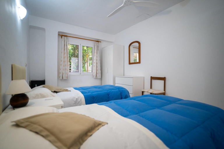Bedroom 2, PuntBlanc Residences, Baleares
