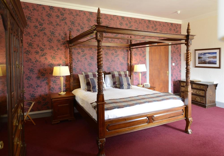 Bedroom 2, Inch Hotel, Highland