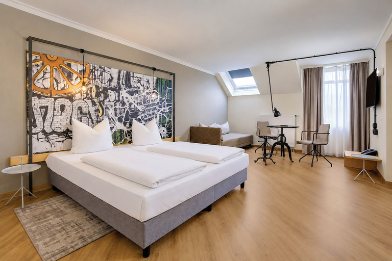 Bedroom 3, Seminaris Sunday Hotel Bad Boll, Göppingen