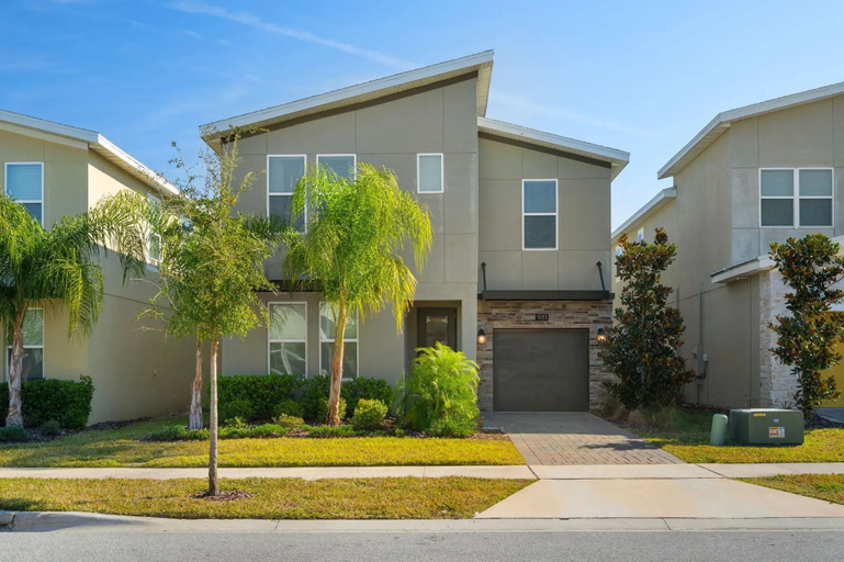Others 3, Luxury & Fun: 6-bedroom Home in Champions Gate, Osceola