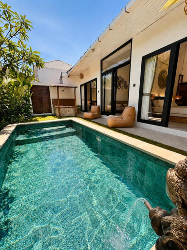 Others 3, Villa Flora, Badung