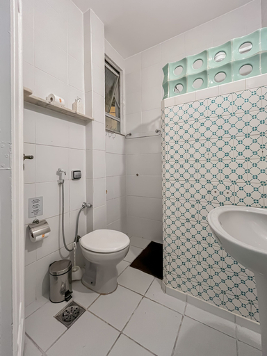 Others 3, Practical Apt Near the Beach Subway Br806, Rio de Janeiro