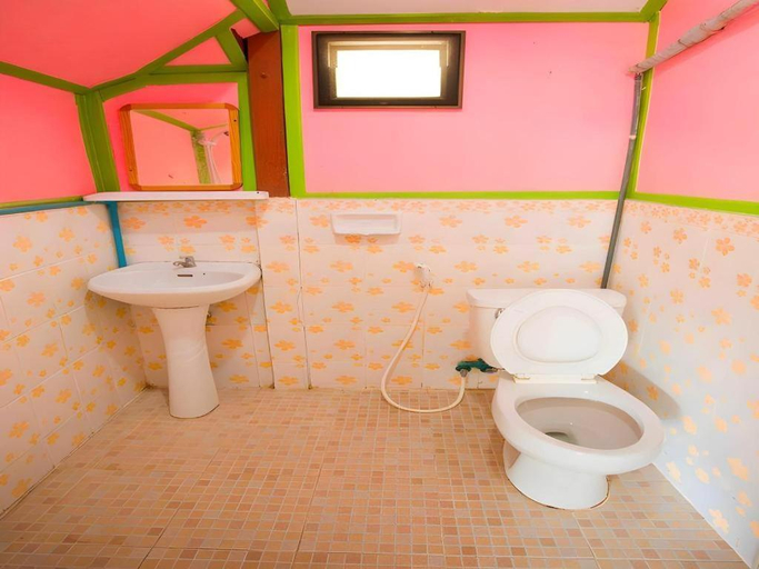 Bathroom 3, Rimtalay Resort Koh Si Chang, Koh Si Chang