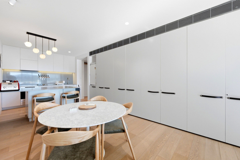 Others 3, Waterfront 1-bed Apartment in Kingston, Canberra