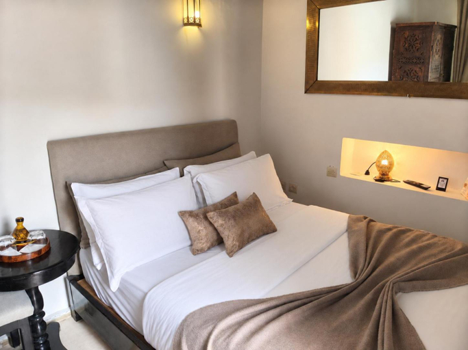 Bedroom 1, Riad l'Oasis - Chambre Luxe avec baignoire & acces terrasse - Petit-dejeuner inclus, Essaouira