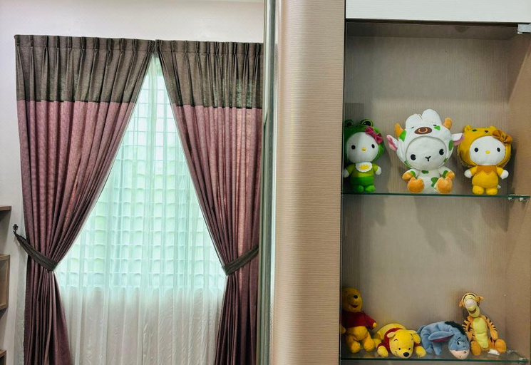 Others 4, Kuantan Bungalow PS4 w/ Kids Pool by Iconique, Kuantan