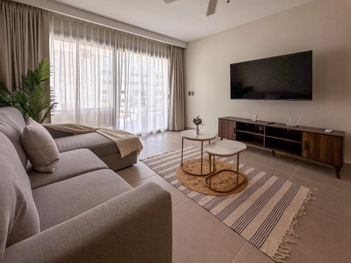 Others 4, Beautiful brand new Beach Condo w Picuzzi, Salvaleon de Higuey