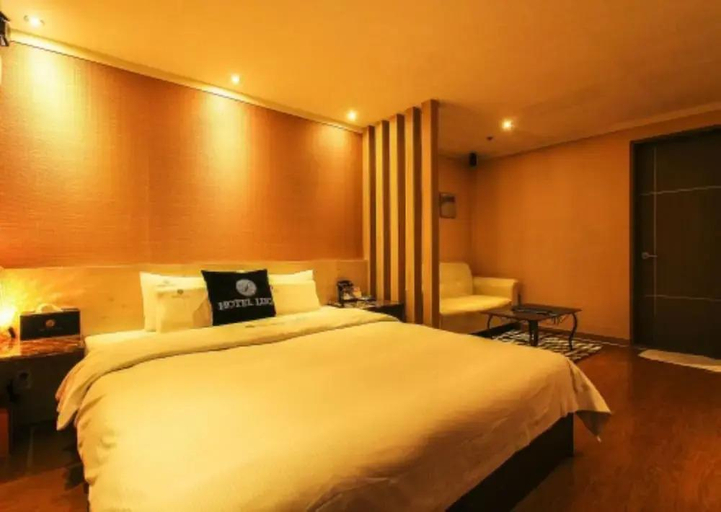 Bedroom 4, Luce Hotel, Guro