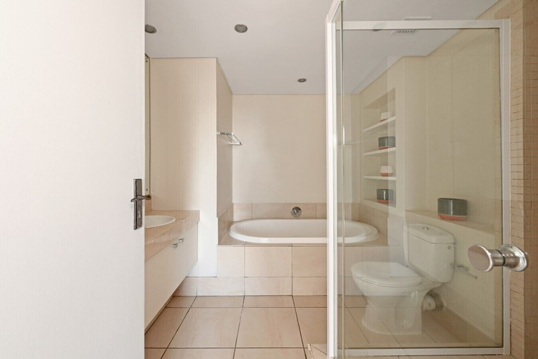 Others 4, Two Bed Apt Foreshore Pool Gym Secure, City of Cape Town