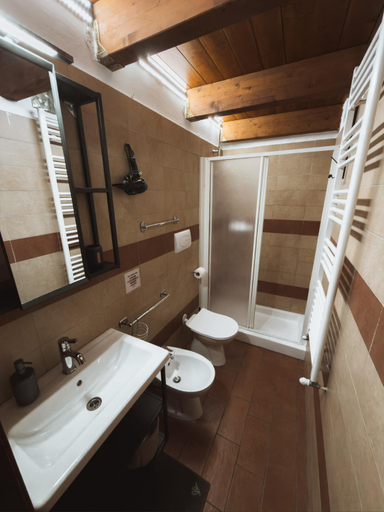 Bathroom, B&B Barone, Potenza
