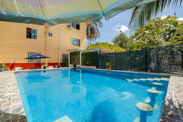 Sport & Beauty, Caribbean apartment in private area, Isla Mujeres