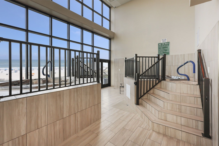 Others 3, Phoenix Ii 2082 2 Bedroom Condo, Baldwin