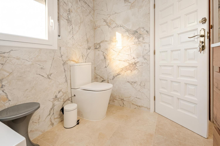 Bathroom 3, Villa in Empuriabrava With Private Pool, Girona