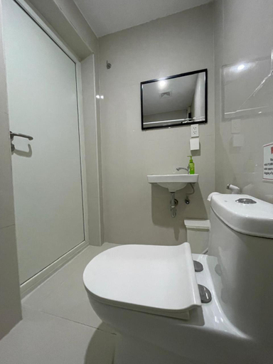 Bathroom 3, Ooni Hostel Moalboal, Moalboal