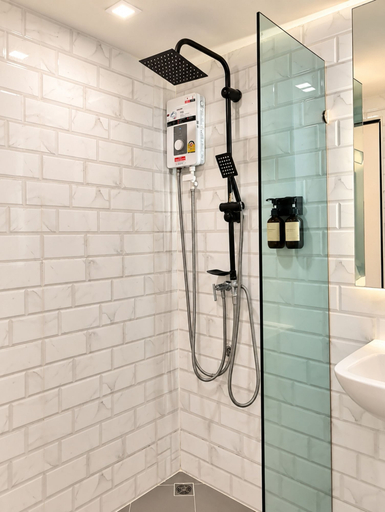 Bathroom 4, Isty Hotel, Muang Chiang Mai