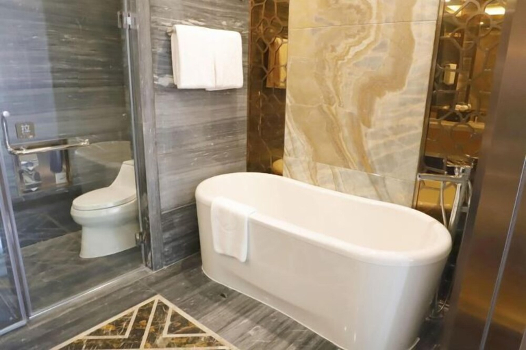 Bathroom, Lihua Jianguo Hotel, Suzhou