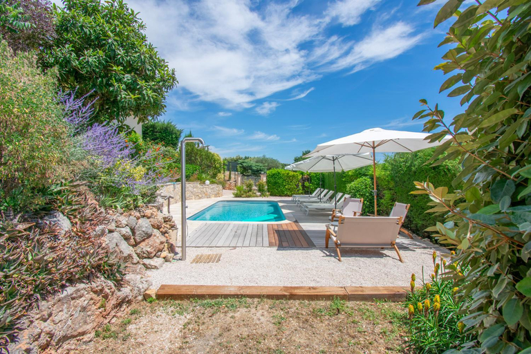 Sport & Beauty, Villa Le Soleil Bleu - Piscine - Jardin, Alpes-Maritimes
