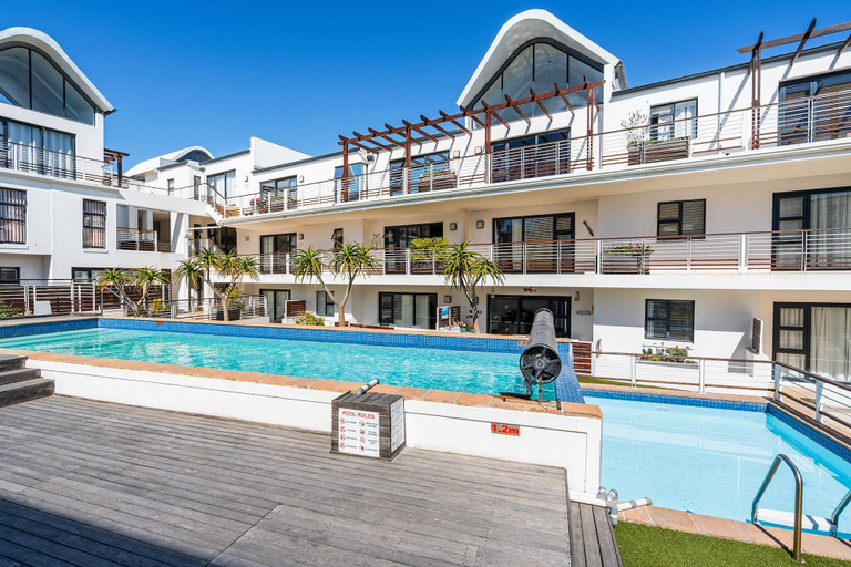 Others 5, Azure 119, City of Cape Town