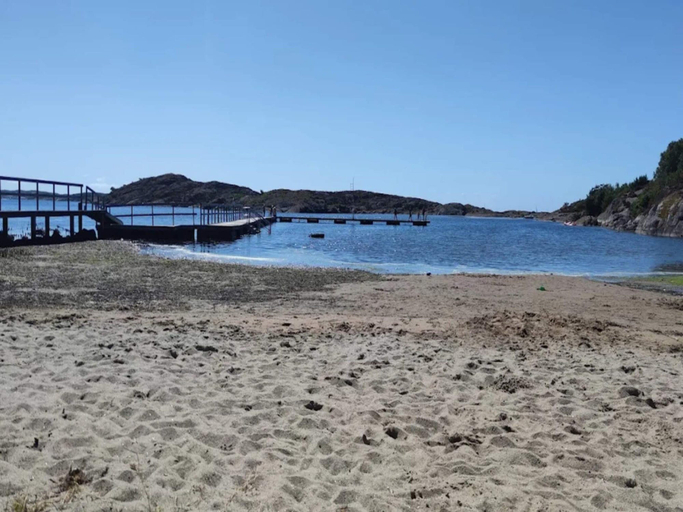 Others 3, 4 Star Holiday Home in Kyrkesund, Tjörn