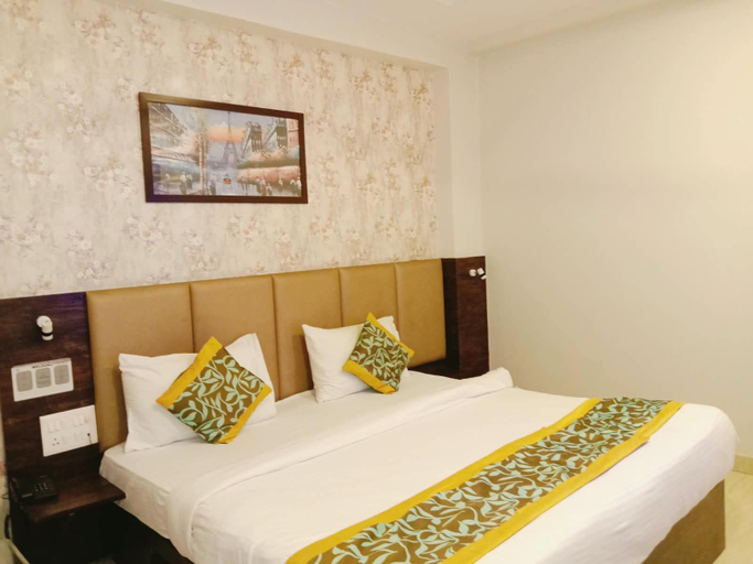 Bedroom 5, HOTEL SS GRANDEUR, Lucknow