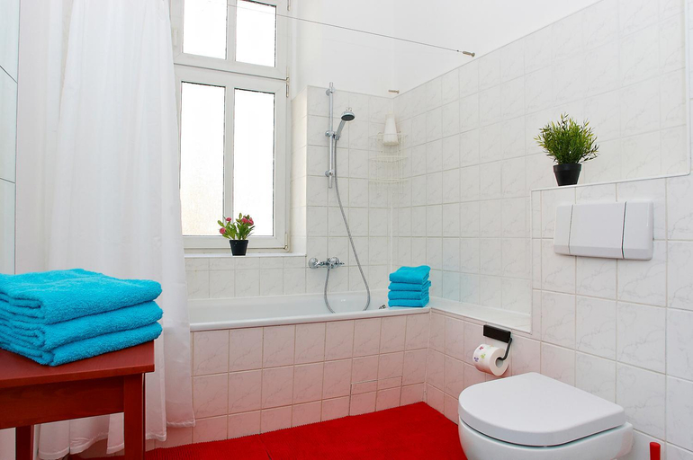 Bathroom 4, Limehome Berlin Prenzlauer Allee, Berlin
