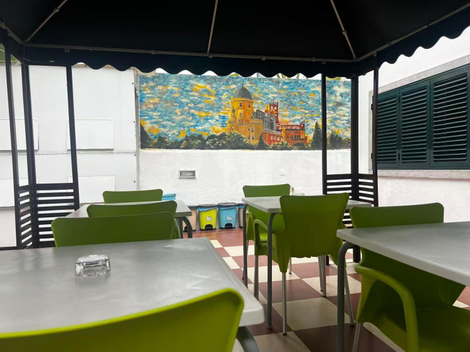 Food & Drinks, Bing Garden Guesthouse, Lisbon