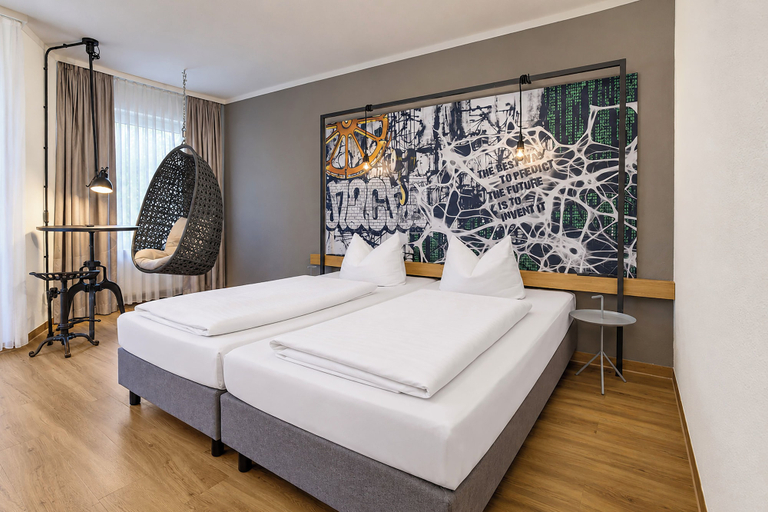 Bedroom 4, Seminaris Sunday Hotel Bad Boll, Göppingen
