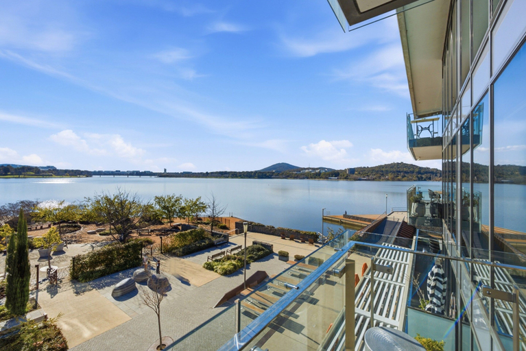 Others 2, Waterfront 1-bed Apartment in Kingston, Canberra