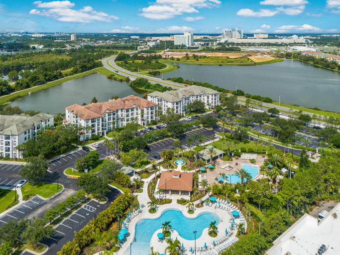 Others 4, Comfortable 3BR Condo at Orlando Best Location, Orange