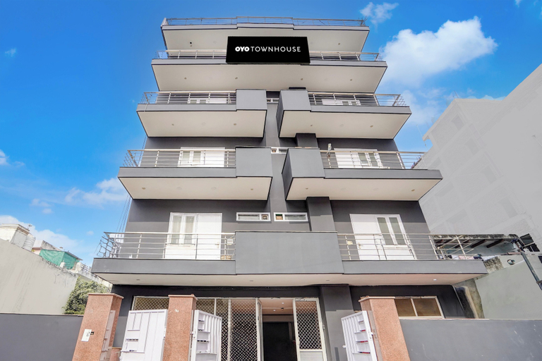 Others 2, Townhouse DLF Phase-4 MG Road Cyber Hub, Gurgaon