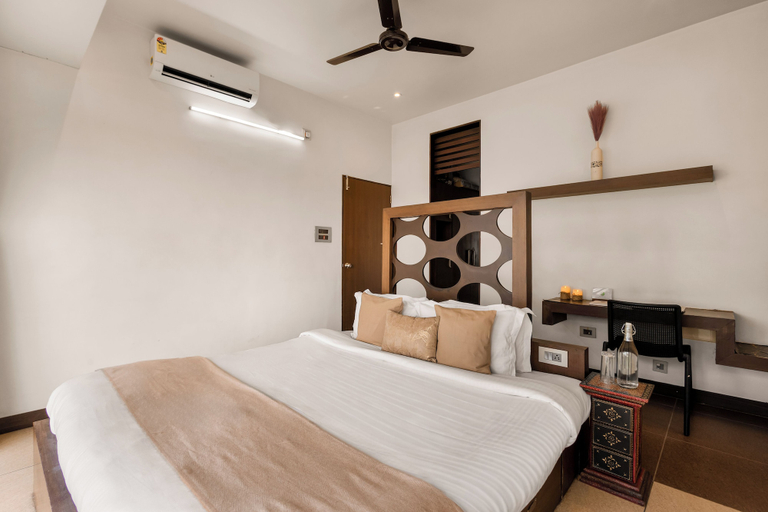Others 5, Glass River Retreat, Ernakulam