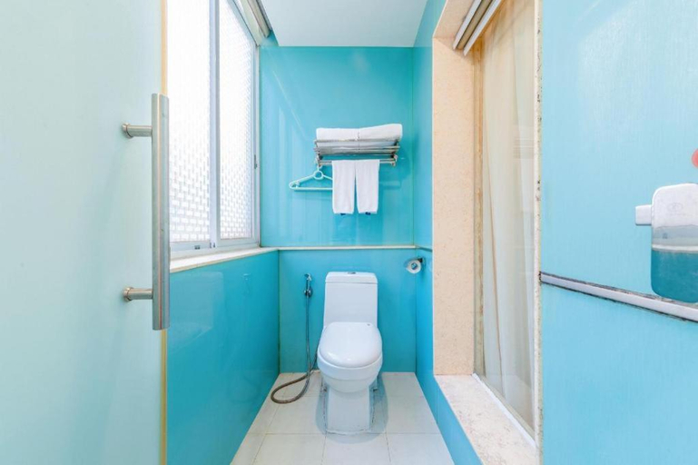 Bathroom 3, Xinghe Xinfeng Hotel Railway Station & Bus Station Branch, Guangzhou