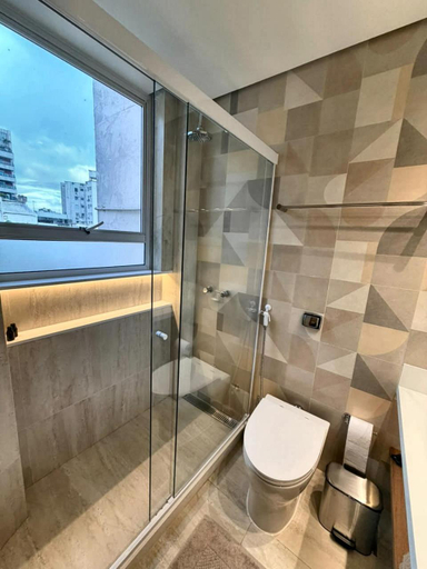 Bathroom 2, Ipanema Beach, Rio de Janeiro