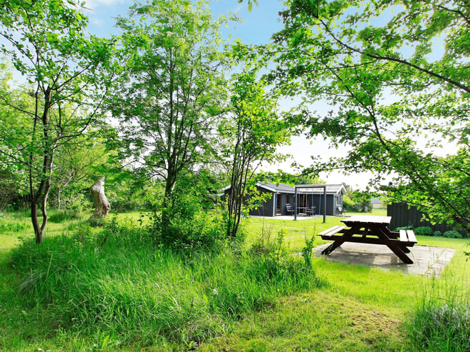 Others 5, 4 Star Holiday Home in Lokken, Hjørring