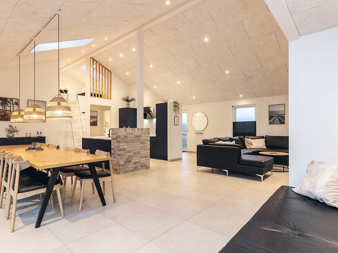Others 4, 5 Star Holiday Home in Lokken, Jammerbugt