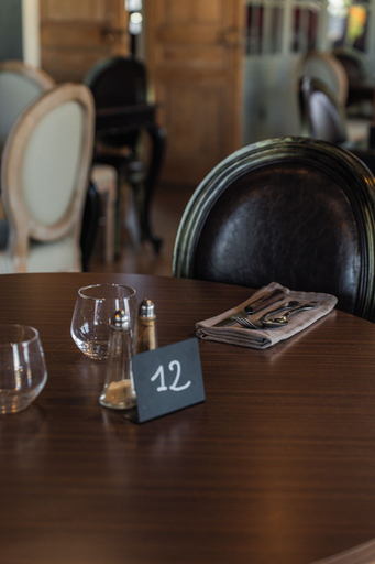 Others 4, Hôtel Mercator, Loir-et-Cher