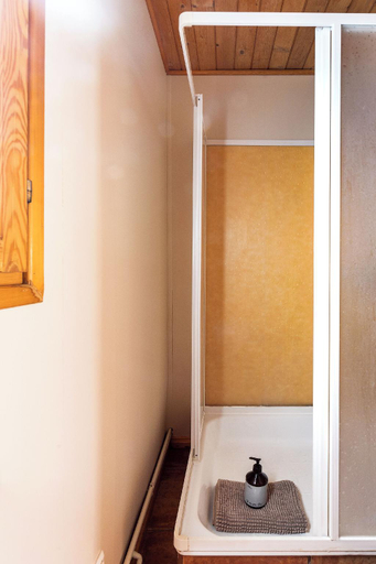 Bathroom 3, Wecamp Pirineos, Huesca