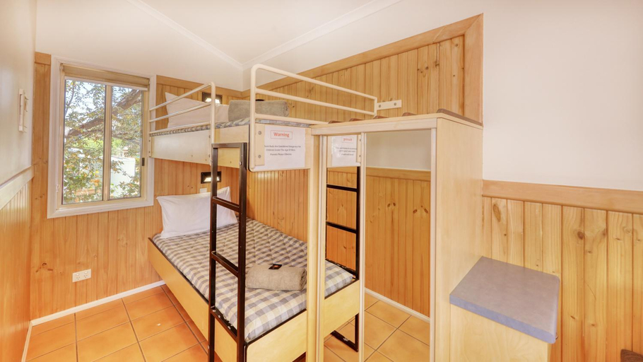 Others 3, Longreach Starlight Cabins - Boutique Outback Accommodation, Longreach