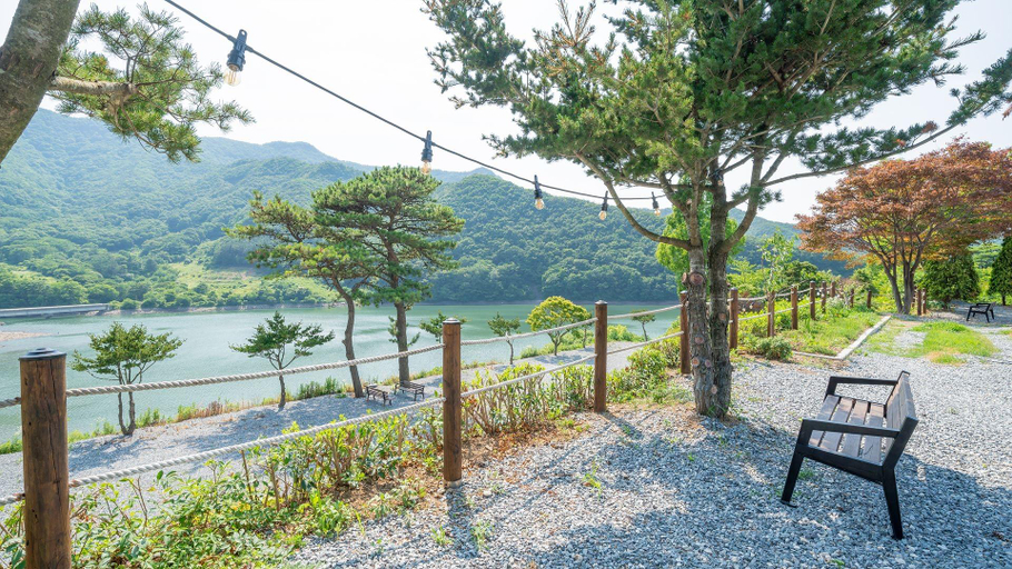 Others 3, Nonsan Lake Hill, Geumsan