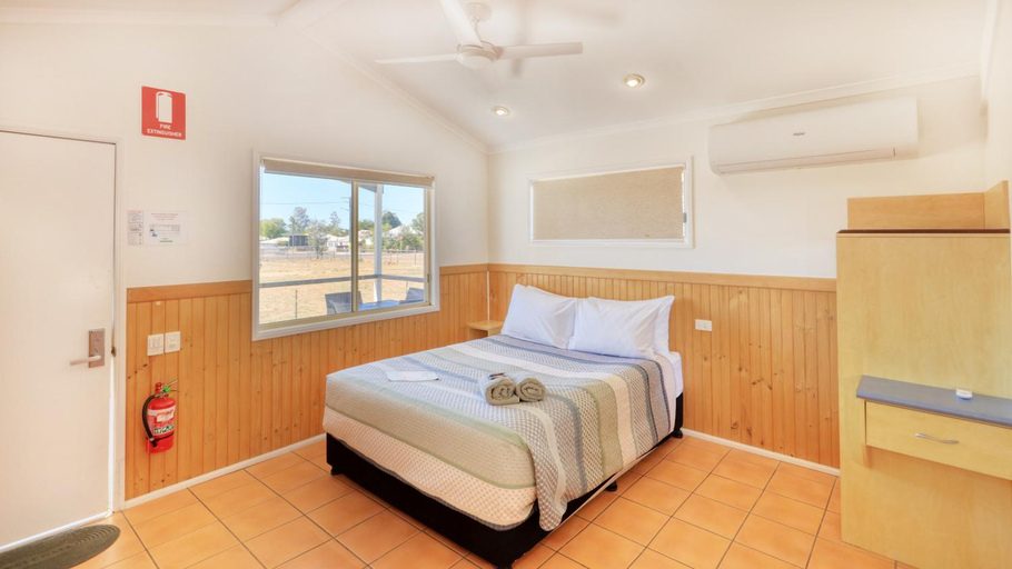 Others 2, Longreach Starlight Cabins - Boutique Outback Accommodation, Longreach