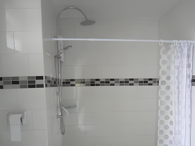 Bathroom 4, Khaolak C-nior Bungalows, Takua Pa