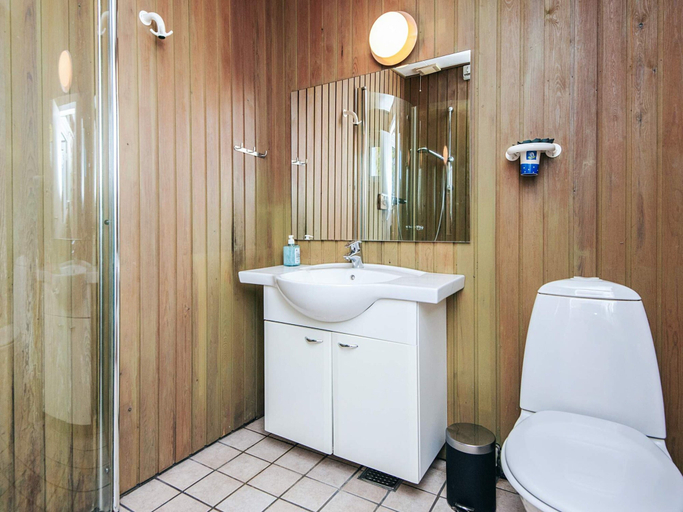 Bathroom, Scenic Holiday Home in Hejls near Sea, Kolding