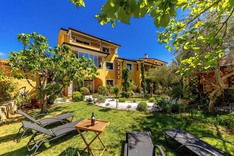 Others 2, Pool and Garden Apartment Hortenzija, Kostrena