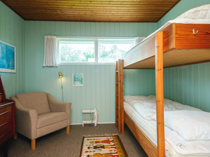 Bedroom 3, 6 Person Holiday Home in Blavand, Varde