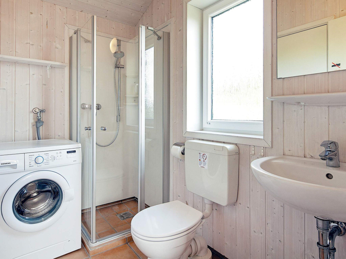 Bathroom, Holiday Home in Grömmitz, Ostholstein