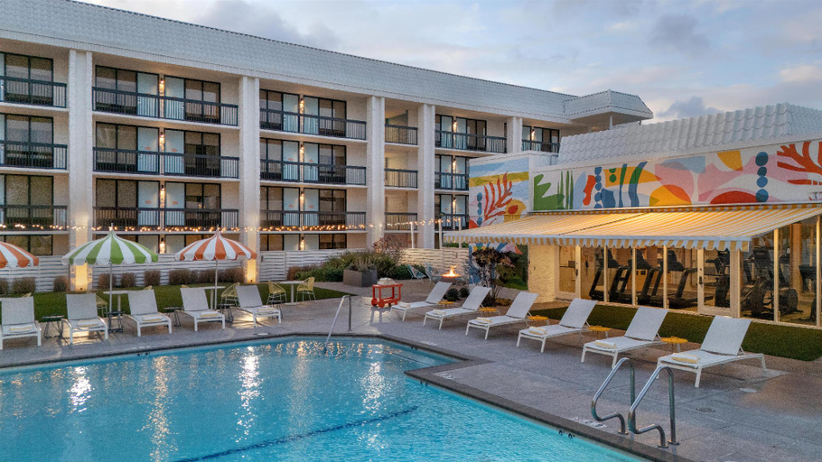 Exterior & Views 2, Avatar Hotel Santa Clara, Tapestry Collection by Hilton, Santa Clara