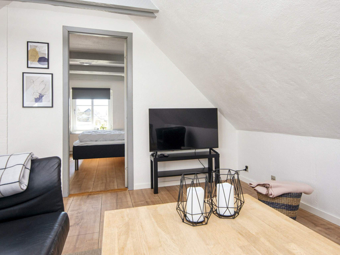 Others 5, 8 Person Holiday Home in Romo, Tønder
