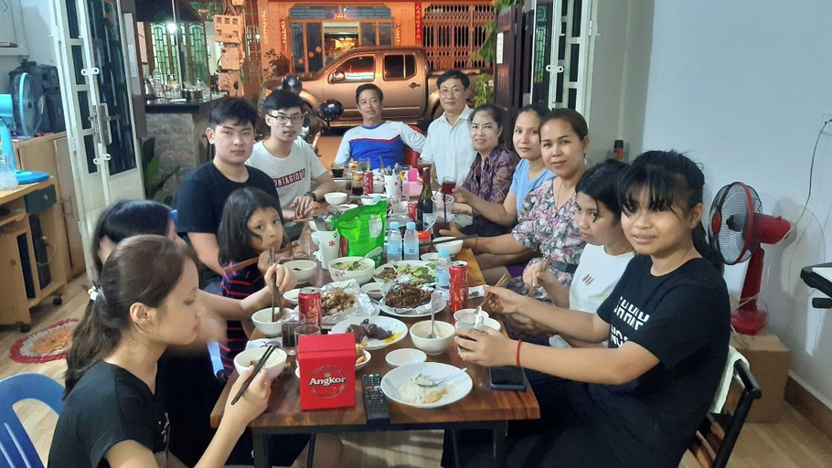 Food & Drinks 3, Naraya Guesthouse, Dangkao