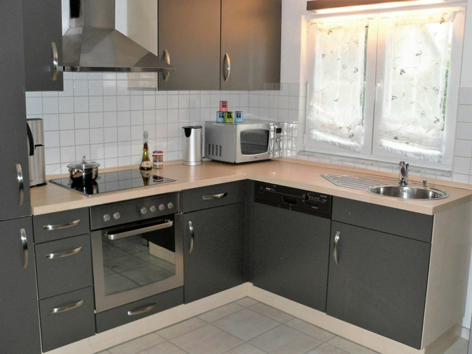 Others 5, Holiday Home in Ketzin With Swimming Pool, Havelland